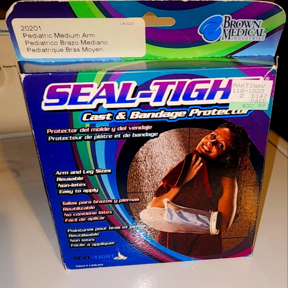 Seal-Tight  Pediatric Arm Waterproof Arm Cast Cover and Bandage Protector M  NEW